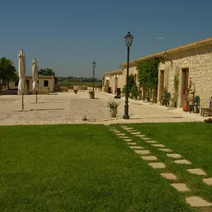 https://agriturismo-masseria-sul-mare.sicilyhotelsitaly.net